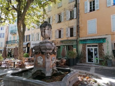 Mooiste Dorpen Zuid-Frankrijk Cotignac